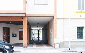 V12 Apartments - Tadini 14